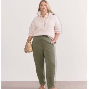 Everlane Chino Buttersoft in Green “kalamata” size 6